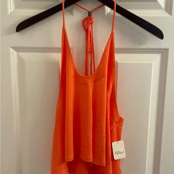 Free People Long Weekend Halter Top - NWT - Medium -  Watermelon - Picture 3 of 15